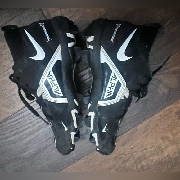 Nike Alpha Black Football Cleats Size 4 Y Youth - Picture 3 of 6